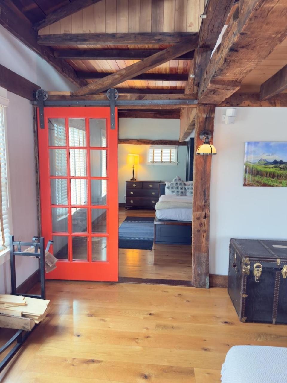 Magical Post And Beam Loft Downtown Newport! Hotel Екстериор снимка