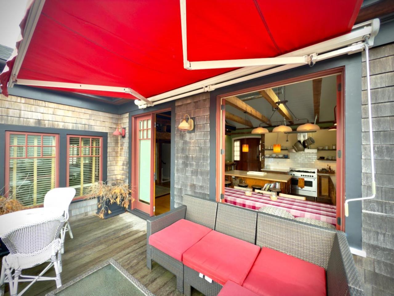 Magical Post And Beam Loft Downtown Newport! Hotel Екстериор снимка